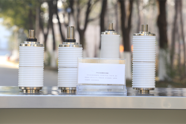真空開關管絕緣外殼采用玻璃材料，優勢多多！